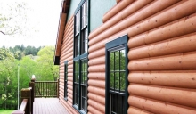 Сайдинг Блок Хаус с имитацией бревна – современная альтернатива деревянному фасаду